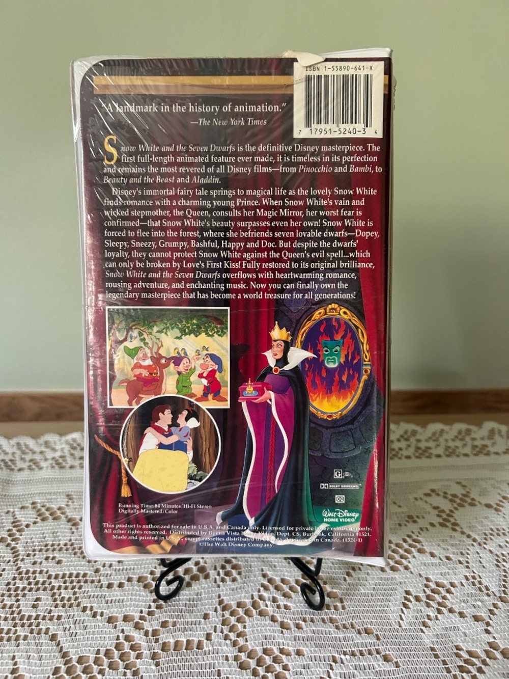 VINTAGE- Walt Disney's Snow White and the Seven Dwarfs VHS 1524 - Picture 2 of 4